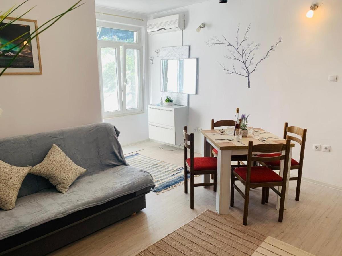 Apartman Flora'S Garden Leilighet Korčula Eksteriør bilde